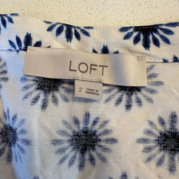 LOFT Women's Linen Blend Flutter Sleeve Shorts Romper White and Navy - Size 2 - Picture 9 of 10